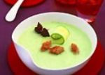 Zucchinicremesuppe  - mit Knusperrauten 